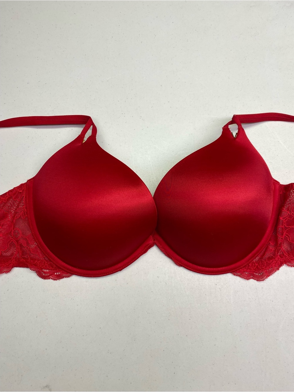 VS RED “Very Sexy” Push-up Tee-Shirt Bra 34DD *P1037